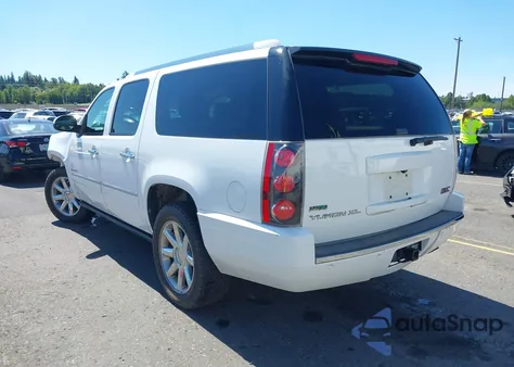 2011 GMC Yukon Xl 1500 Denali z USA, uszkodzony, nr VIN 1GKS2MEF5BR171952